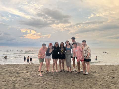 2D1N La Union Hostel + Victory Liner Bus from Manila Roundtrip with Breakfast