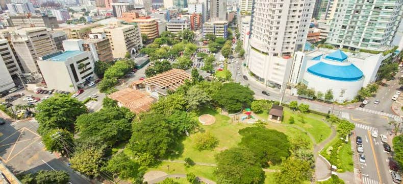 Pleasant 2-Day Makati KL Serviced Residences Package with Breakfast & Manila Airport Transfers