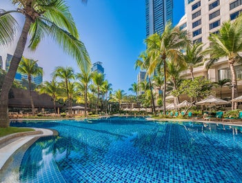 Pool and Facade of EDSA Shangri-La Hotel Manila