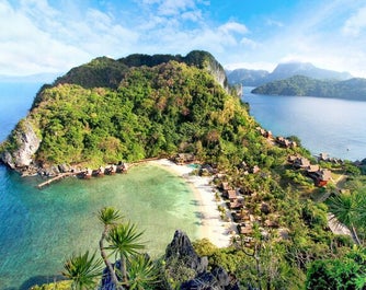 Signature Island Hopping Shared Tour with Lunch (Cadlao Lagoon, Shimizu Reef, Snake Island & Secret Lagoon)