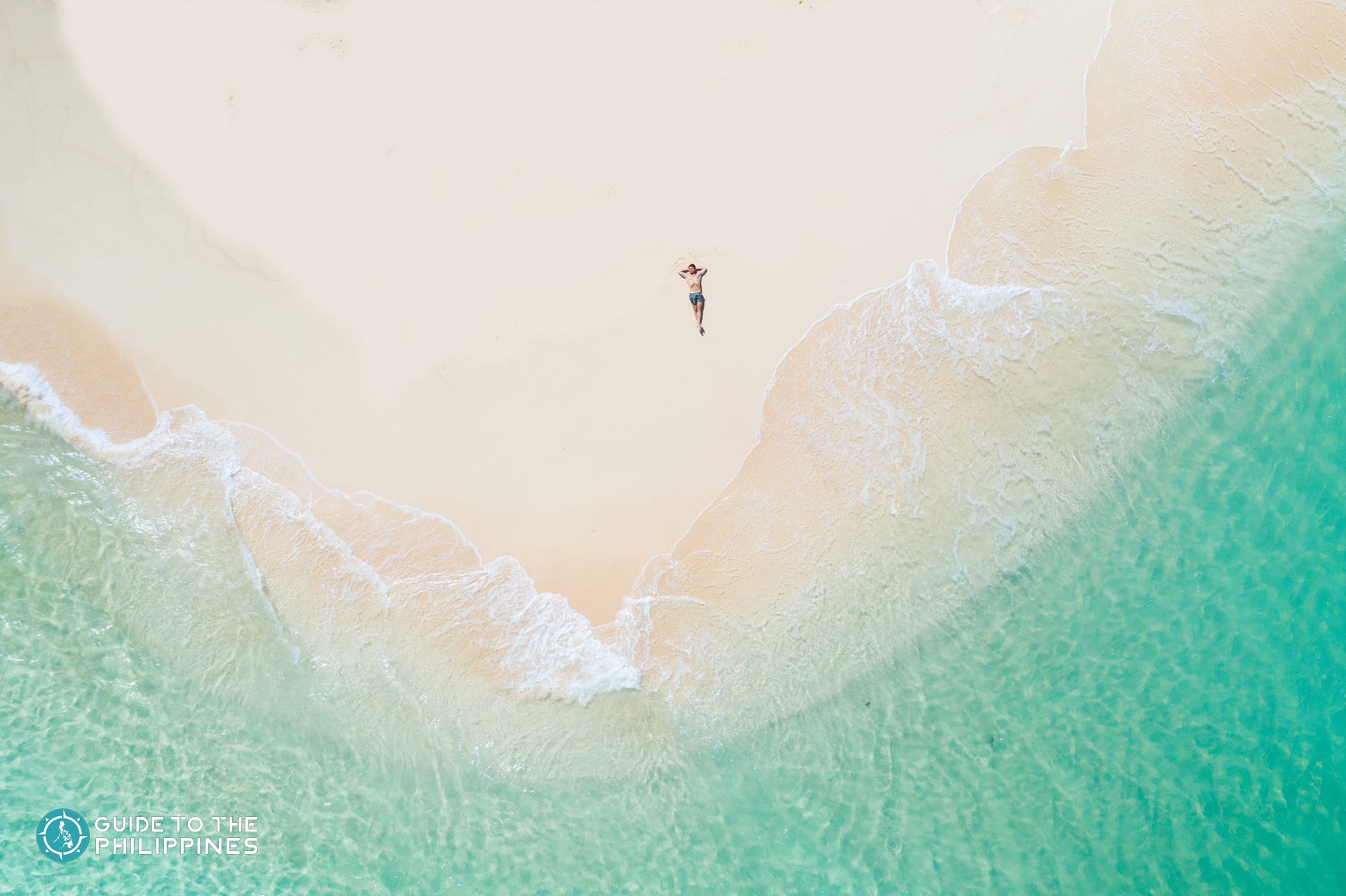 TopBanner_Tourist laying on Daku Island, Siargao-2.jpg