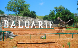 Visit Baluarte Zoo