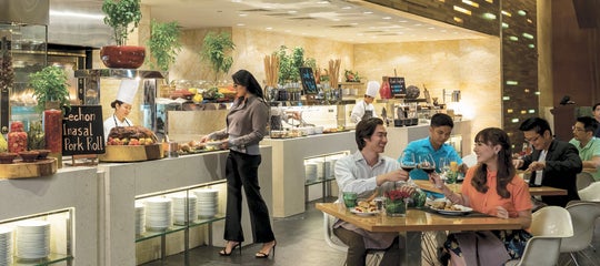 TopBanner_Fresh International Buffet's interior.jpg