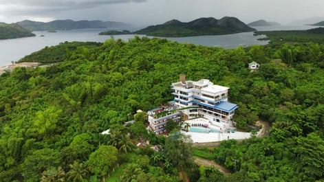 Skylodge Resort Coron, Palawan