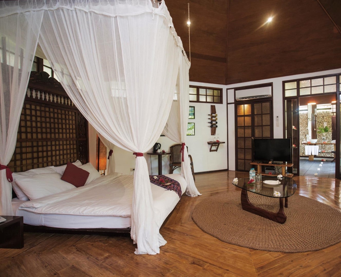 Mandala Spa & Villas Boracay's garden villa