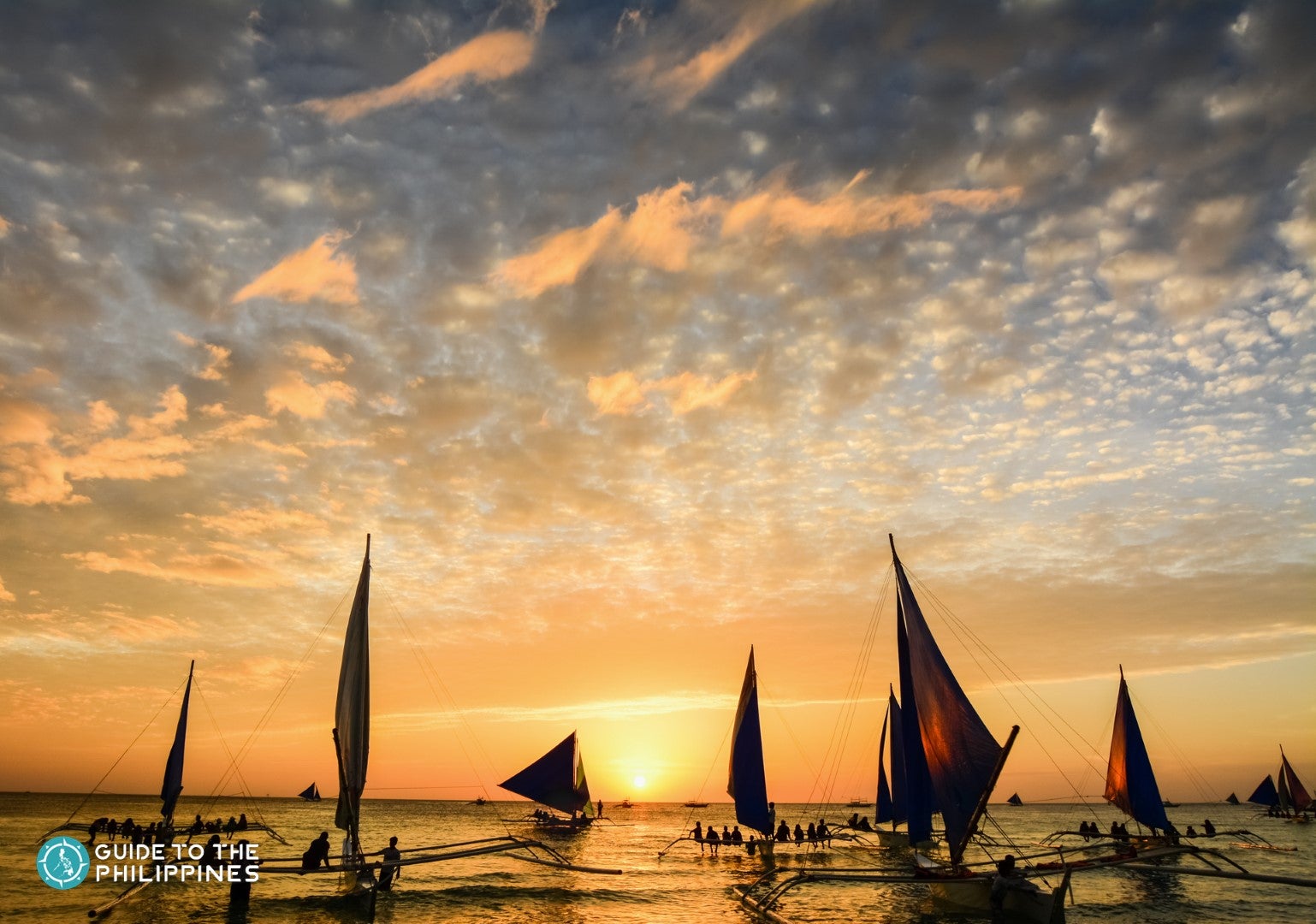 Paraw sailing in Boracay