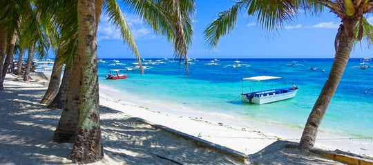TopBanner_Alona Beach's shoreline-2.jpg