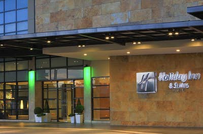 Facade of Holiday Inn & Suites Makati, Philippines