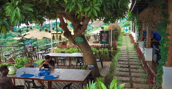 Cebu Evo Nature Camp Trekking Private Day Tour with Transfers