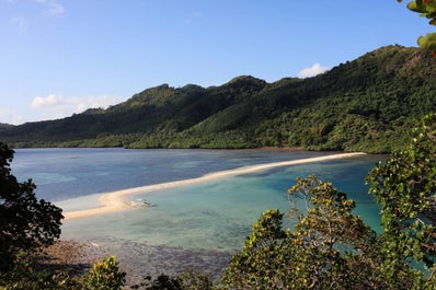 Explore Snake Island and some top caves in El Nido