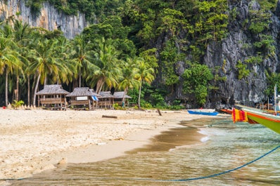 Take a walk in the Palawan El Nido's 7 Commando's Beach or explore the resort's amenities.