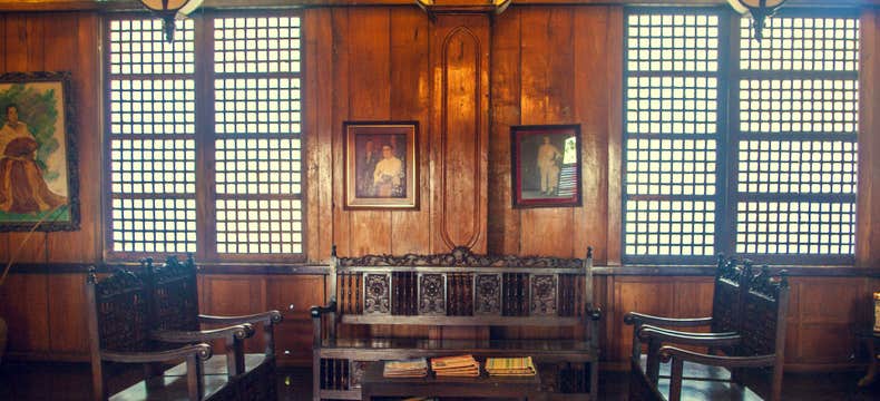 Iloilo City History & Heritage Landmarks Tour with Transfers