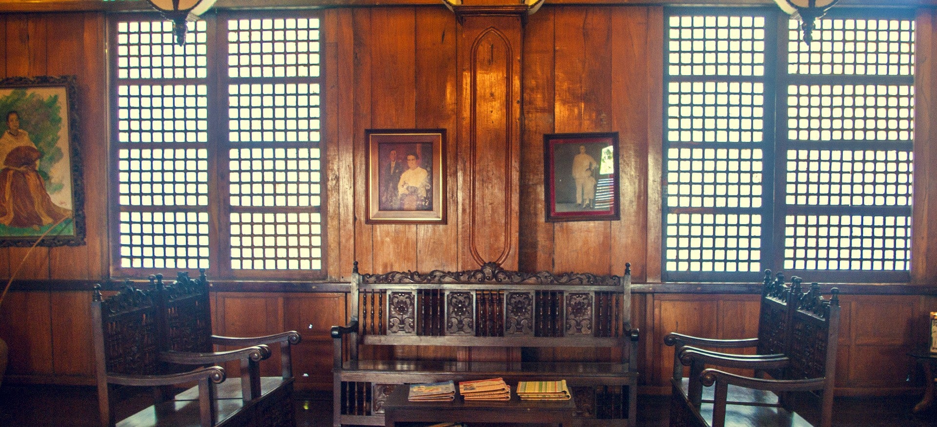 Explore Casa Mariquit of Iloilo