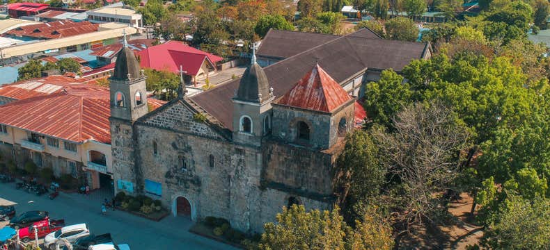 Private Iloilo City Tour to Heritage Attractions & Historic Churches with Lunch & Transfers