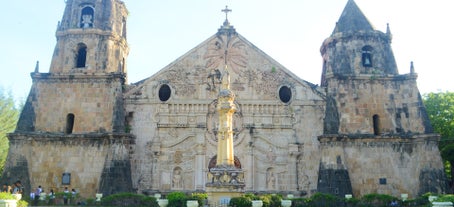 Say a prayer at Miag-ao Church during your Iloilo City tour