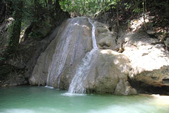 Aklan Province Hinugtan Beach & Hacienda Maria Tour with Lunch & Transfers