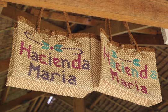 Aklan Province Hinugtan Beach & Hacienda Maria Tour with Lunch & Transfers