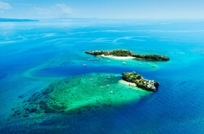 Enjoy a Shared Boracay Island Hopping and Snorkeling at the different famous spots like Crocodile Island