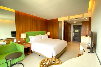 Spacious deluxe room of Timberland Highlands Resort, San Mateo, Rizal