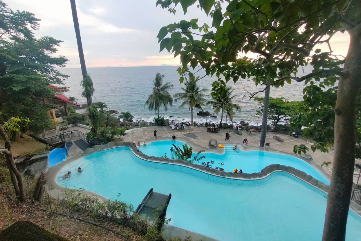 Eagle Point Beach and Dive Resort