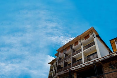 Facade of Venus Parkview Hotel