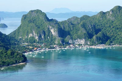 Explore El Nido, Palawan to check other tourist spots and shops!