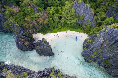 Have a chance to discover the Hidden Beach at El Nido Palawan