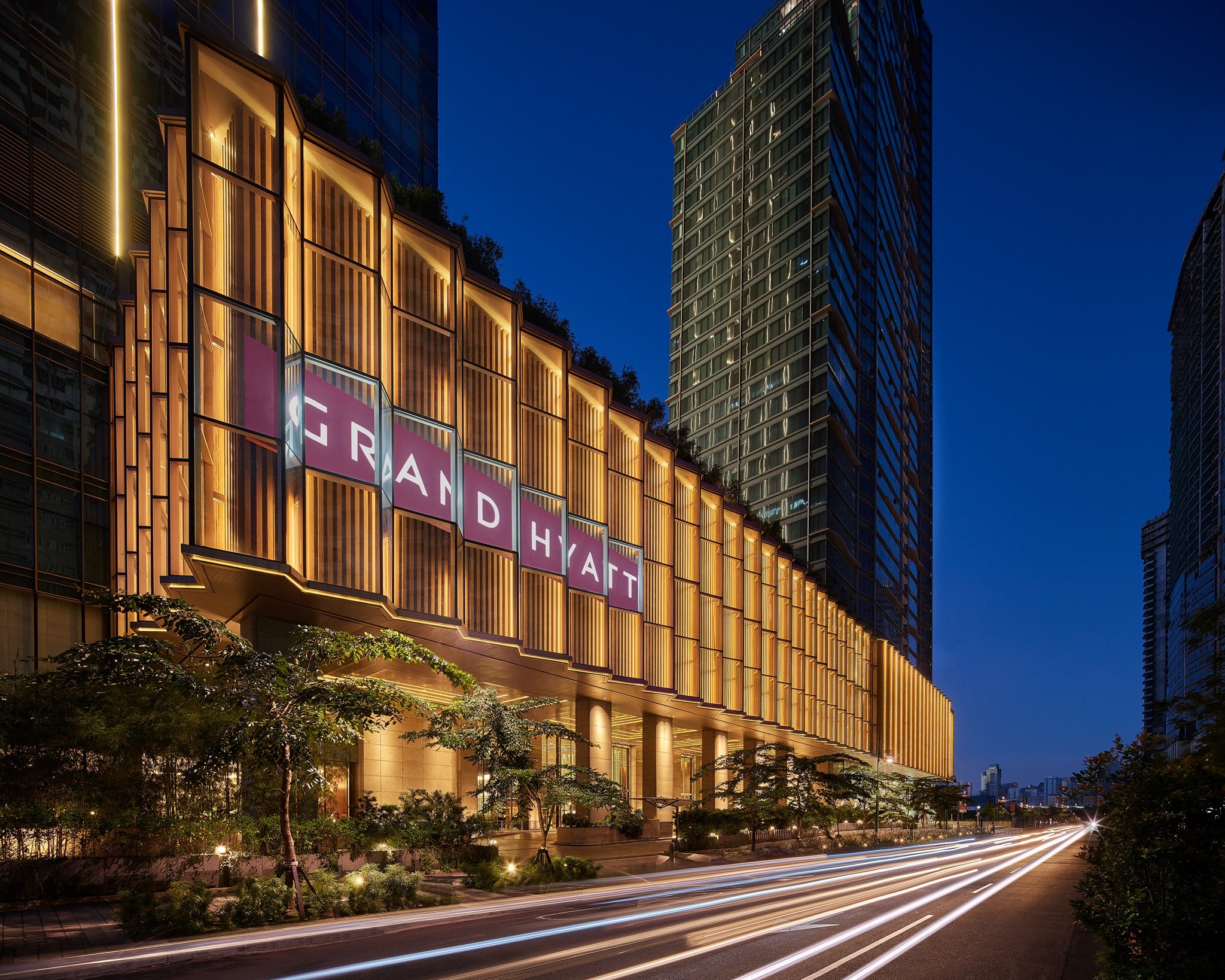 Grand Hyatt Manila's exterior