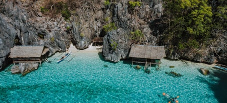 Enjoy swimming at Twin Lagoon Coron Palawan