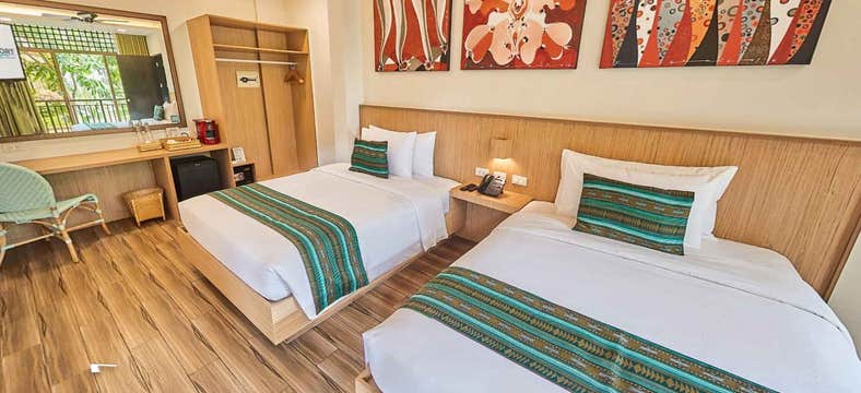 Exciting 4-Day Coron Town Tour Package to TAG Resort on Palawan Island with Local Flights