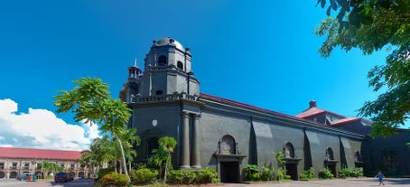 Camarines Sur Top Religious Sites Full-Day Private Tour with Lunch & Transfers from Legazpi City