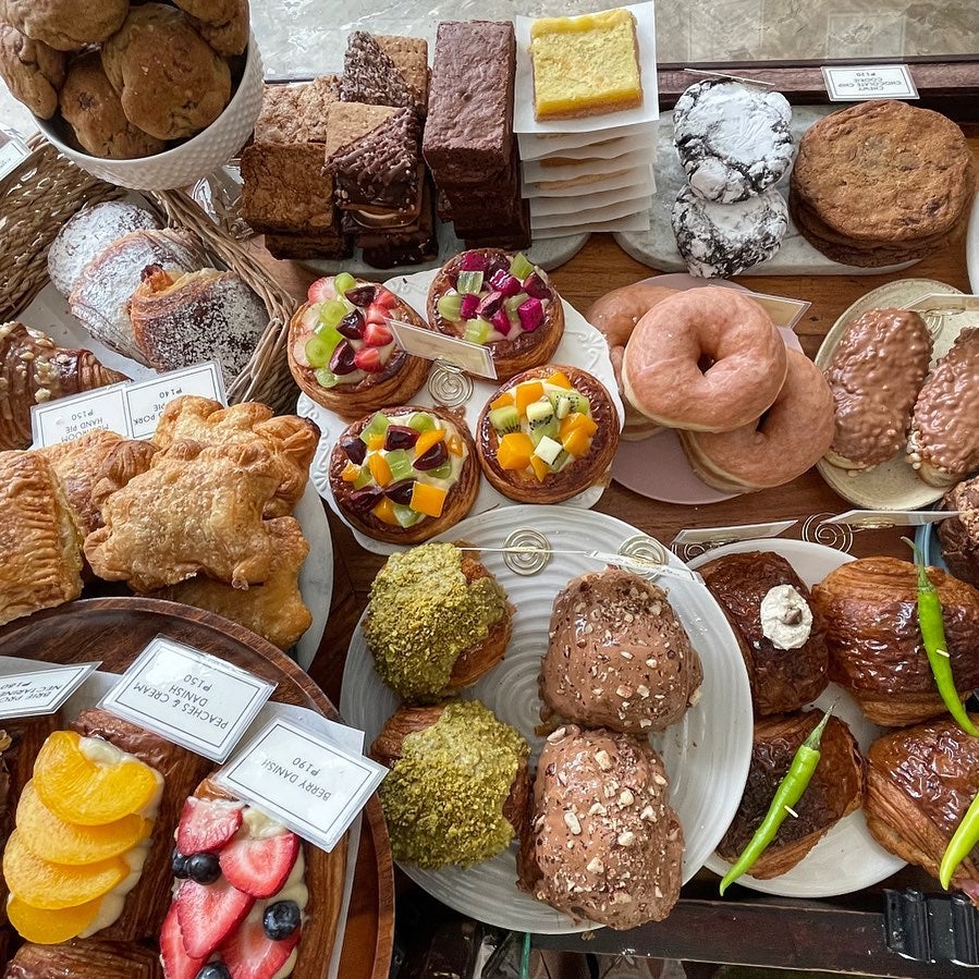 Bungalow Caf&eacute; & Bakery's pastries