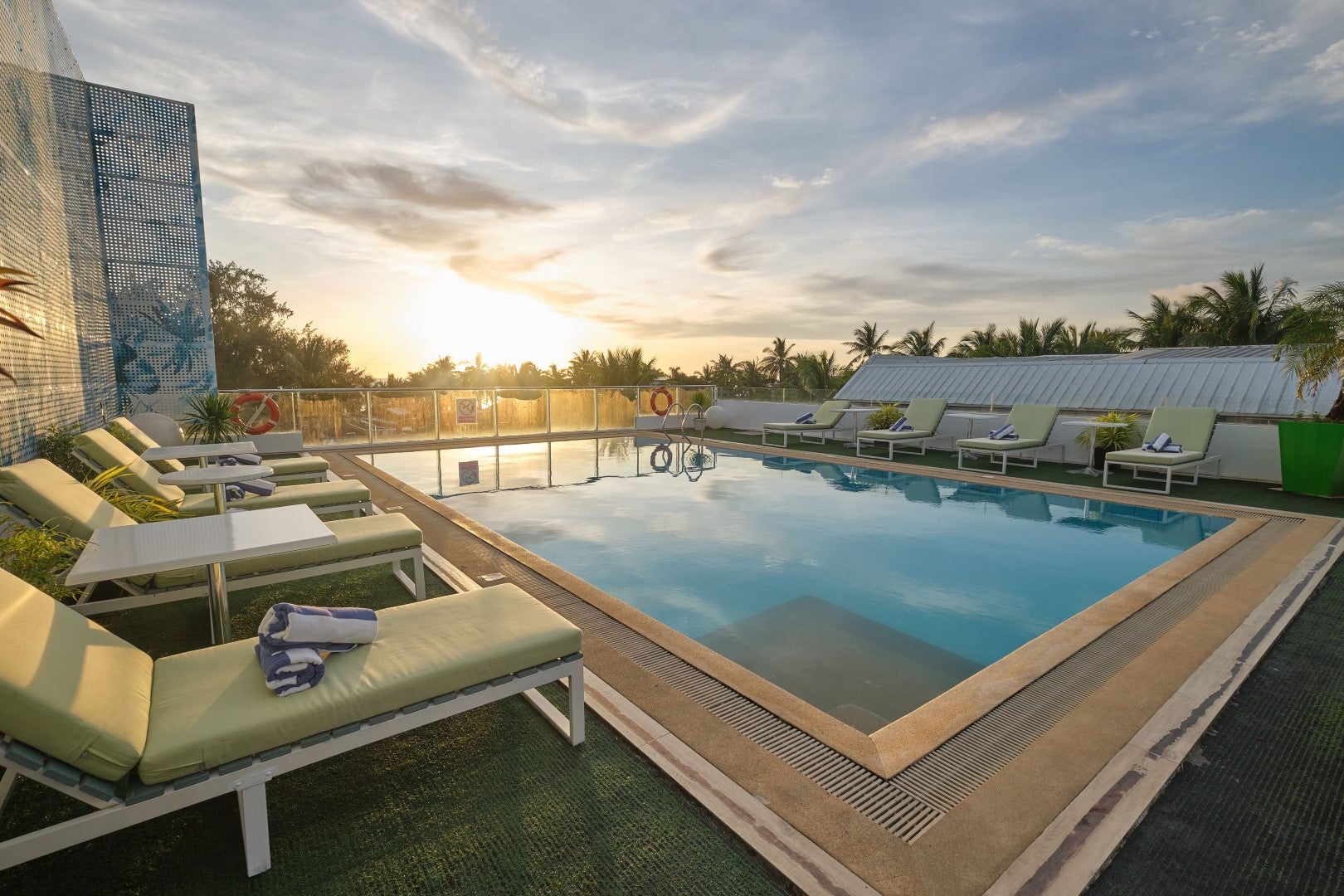 The Tides Hotel's pool