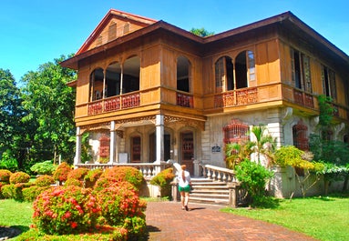 Freely explore the Balay Negrense ancestral house