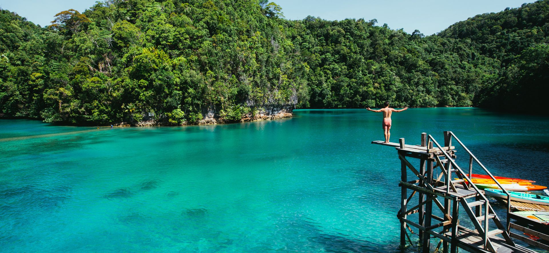 Join this Sugba Lagoon tour to enjoy the serene waters and lush surroundings of this beautiful attraction.