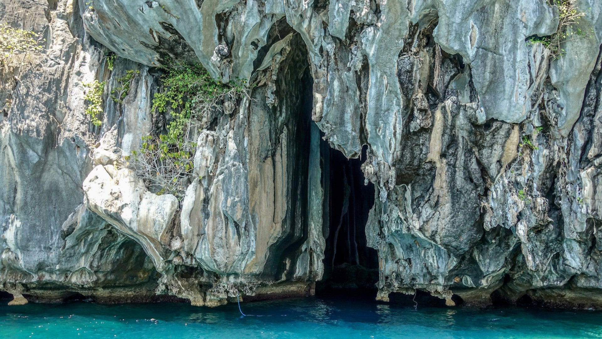 Cathedral Cave in El Nido Palawan