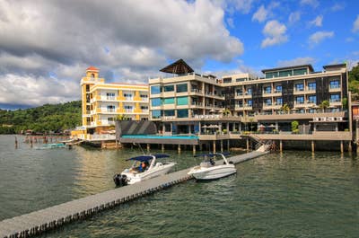 Two Seasons Coron Bayside