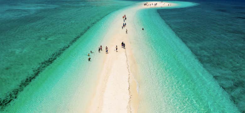 Private Tour of Kalanggaman Island in Leyte Province from Cebu City with Lunch