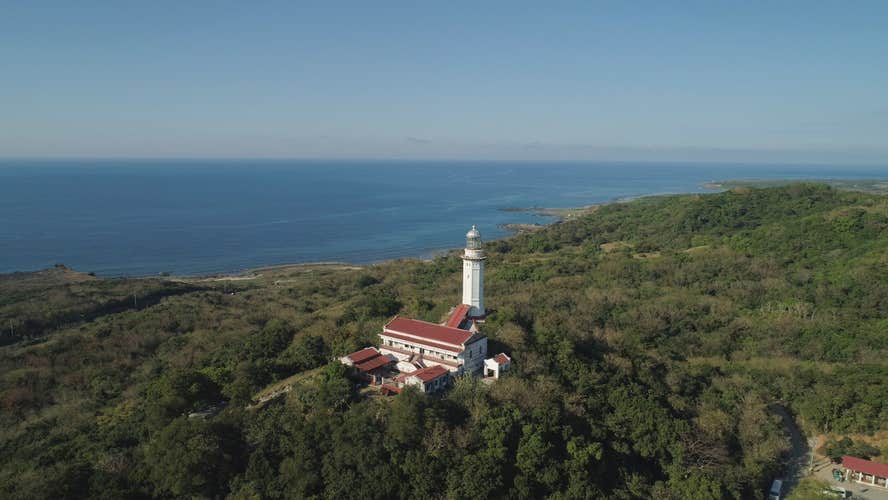 See the lighthouse that guided seafarers for centuries via this cheap Ilocos Region tour package.