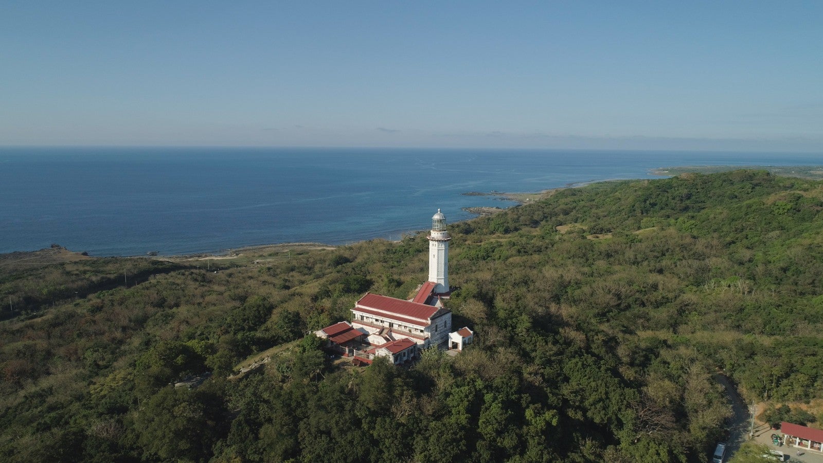 See the lighthouse that guided seafarers for centuries via this cheap Ilocos Region tour package.