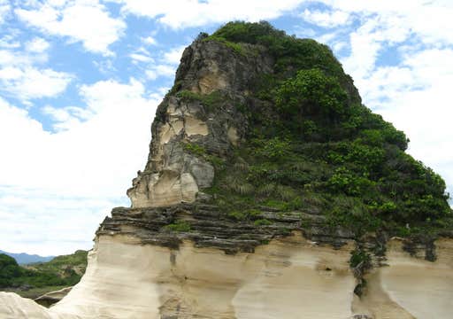 Scenic 2-Day Ilocos Norte Province Tour Package from Manila City with Side Trip to Vigan & La Uñion