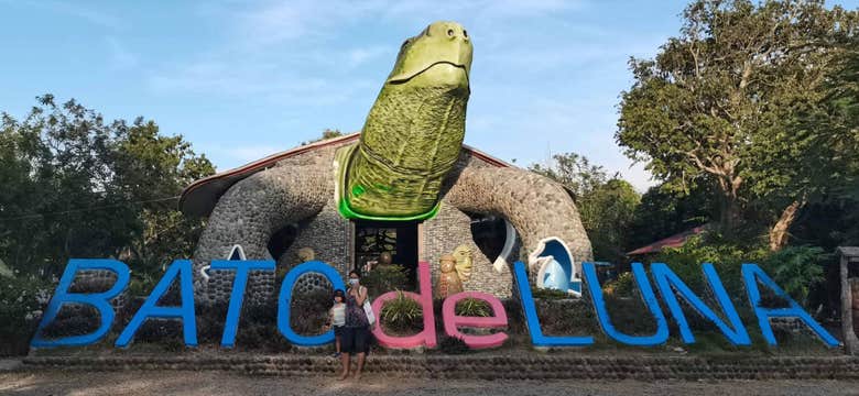 Hassle-Free 3-Day La Union Province Tour Package from Manila City with Accommodation