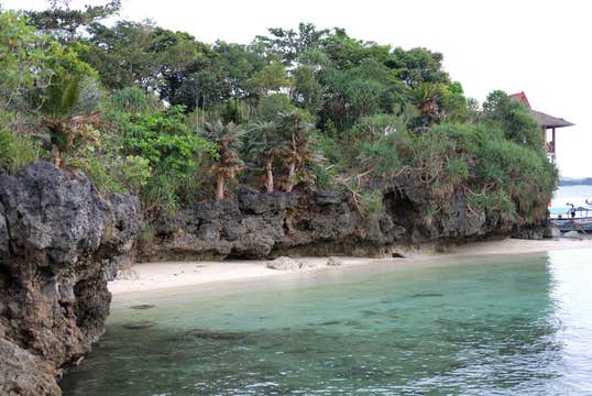 Stunning 11-Day Boracay Island & Nearby Provinces Beaches & Heritage Tour Package from Manila City