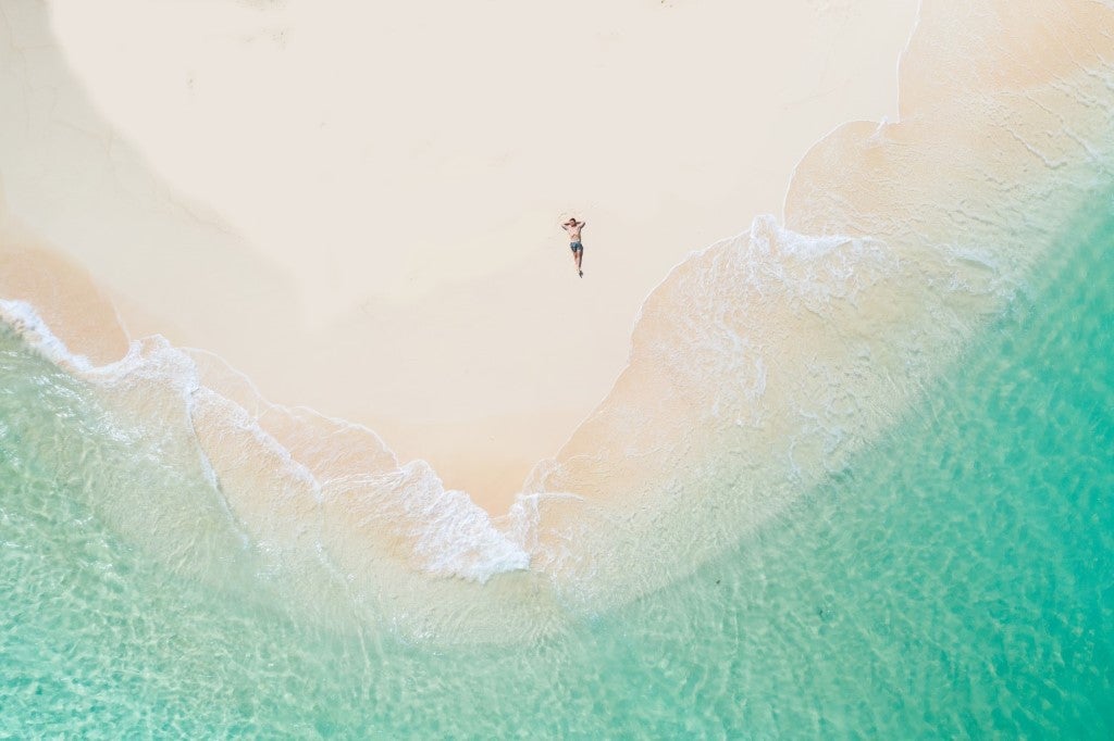 Man relaxing on Daku Island
