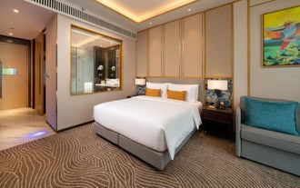 3D2N Cebu City Sightseeing Package | Fili Hotel by Nustar with Breakfast, Tour & Transfers