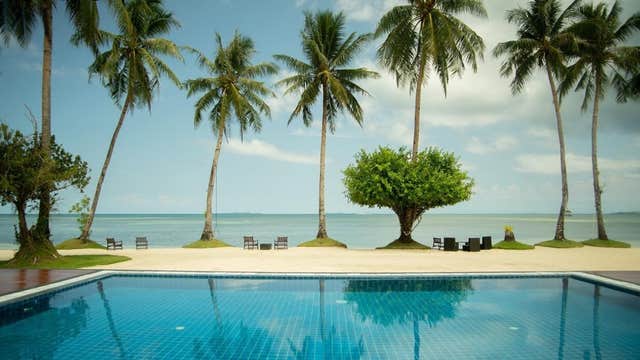 Fuss-Free 3-Day Siargao Island Tour Package at Bayud Boutique Resort with Transfers