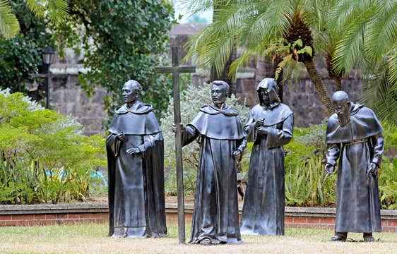 Toyota Super Grandia Luxury Van 10-Hr Car for Rent with Driver within Metro Manila