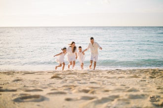 2-Hour Photo Shoot Session in Boracay Island with Professional Photographer