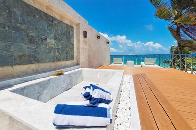 4D3N Boracay Ocean Club Beach Resort Package with Breakfast, Transfers & Tour