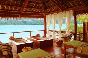 10-Day Bohol to Cebu to Boracay Philippines Wellness Package with Flights. Hotels, Tours & Massages